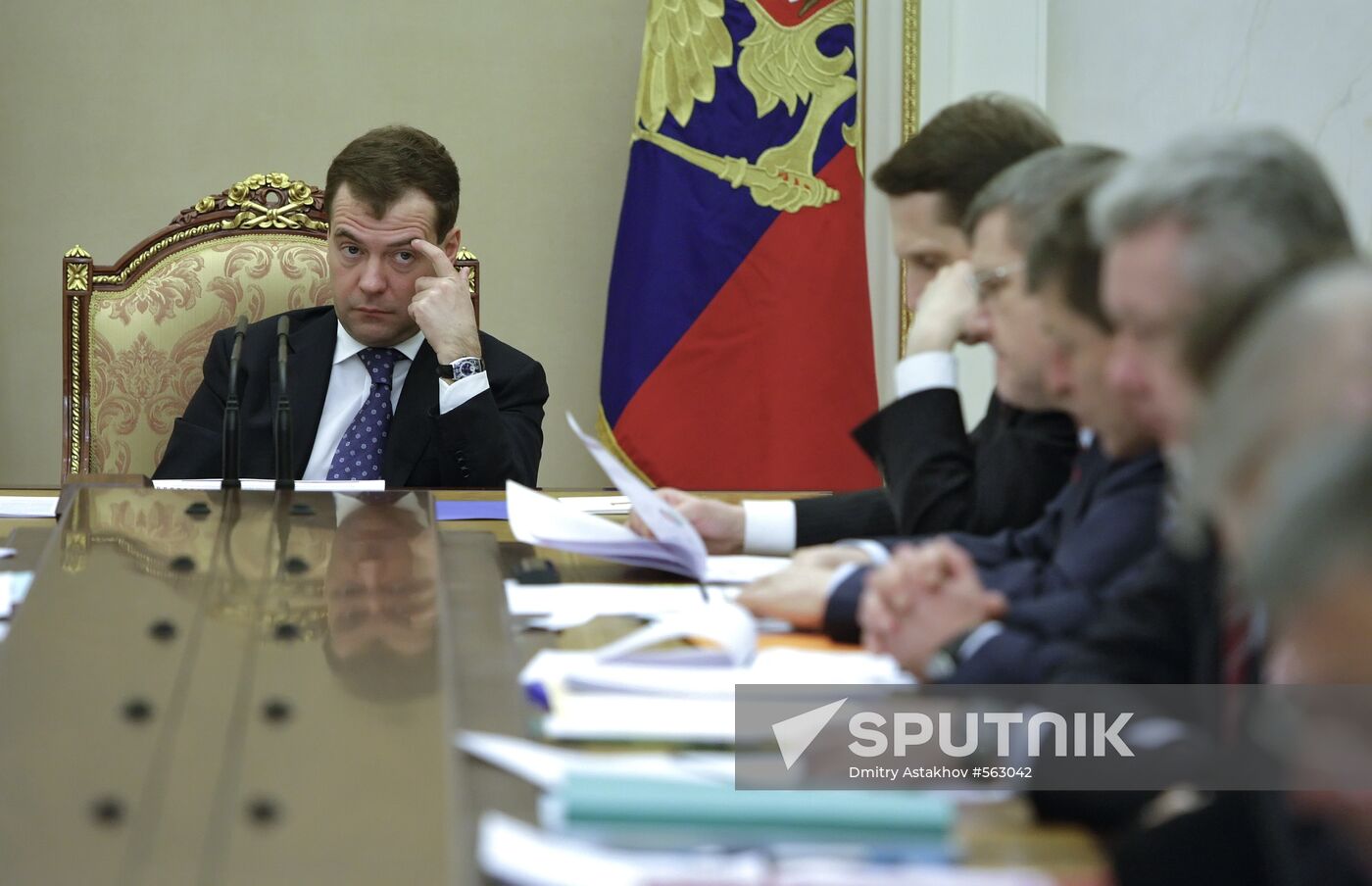 Dmitry Medvedev chairs meeting on investment climate