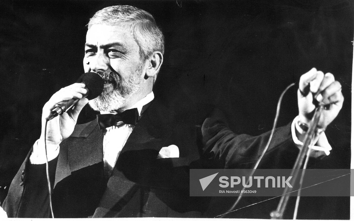 Soviet and Georgian singer Vakhtang Kikabidze