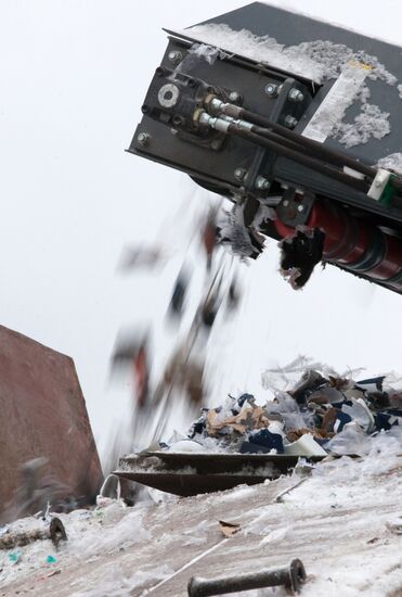 Destroying goods seized at Cherkizovsky market