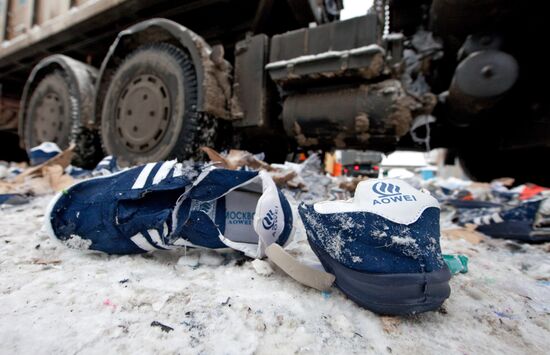 Destroying goods seized at Cherkizovsky market