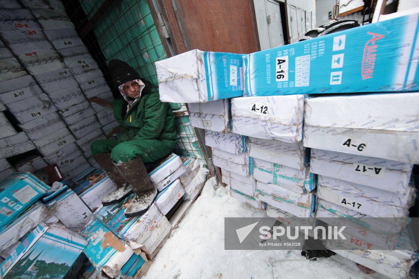 Destroying goods seized at Cherkizovsky market