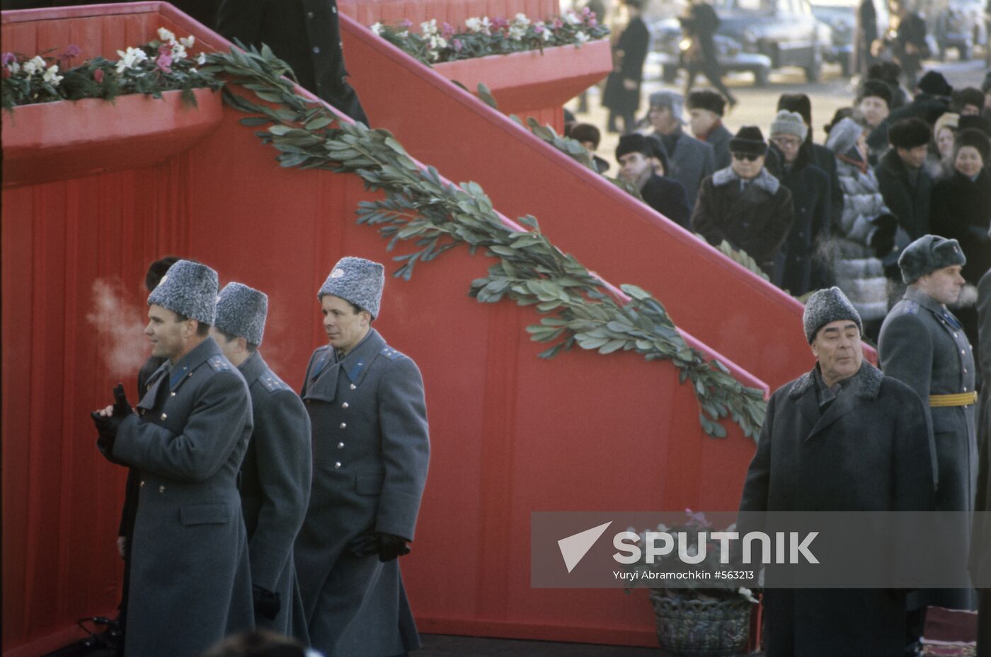 Leonid Brezhnev, Vladimir Shatalov, Boris Volynov, Alexei Yeliseyev, Evgeny Khrunov