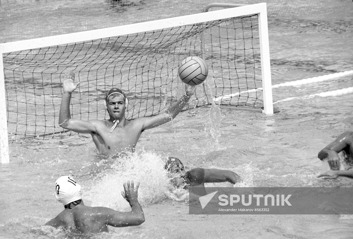 Water polo match between Sweden and Greece