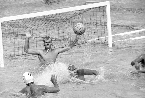Water polo match between Sweden and Greece