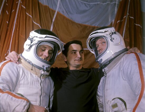 Cosmonauts Valery Bykovsky, Alexei Yeliseyev and Yevgeny Khrunov