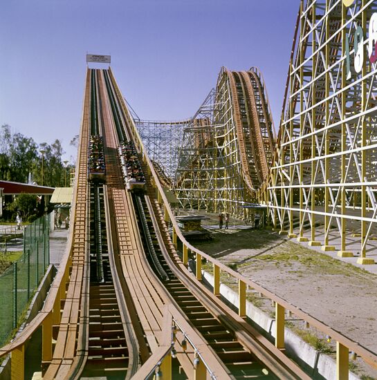 Roller coaster