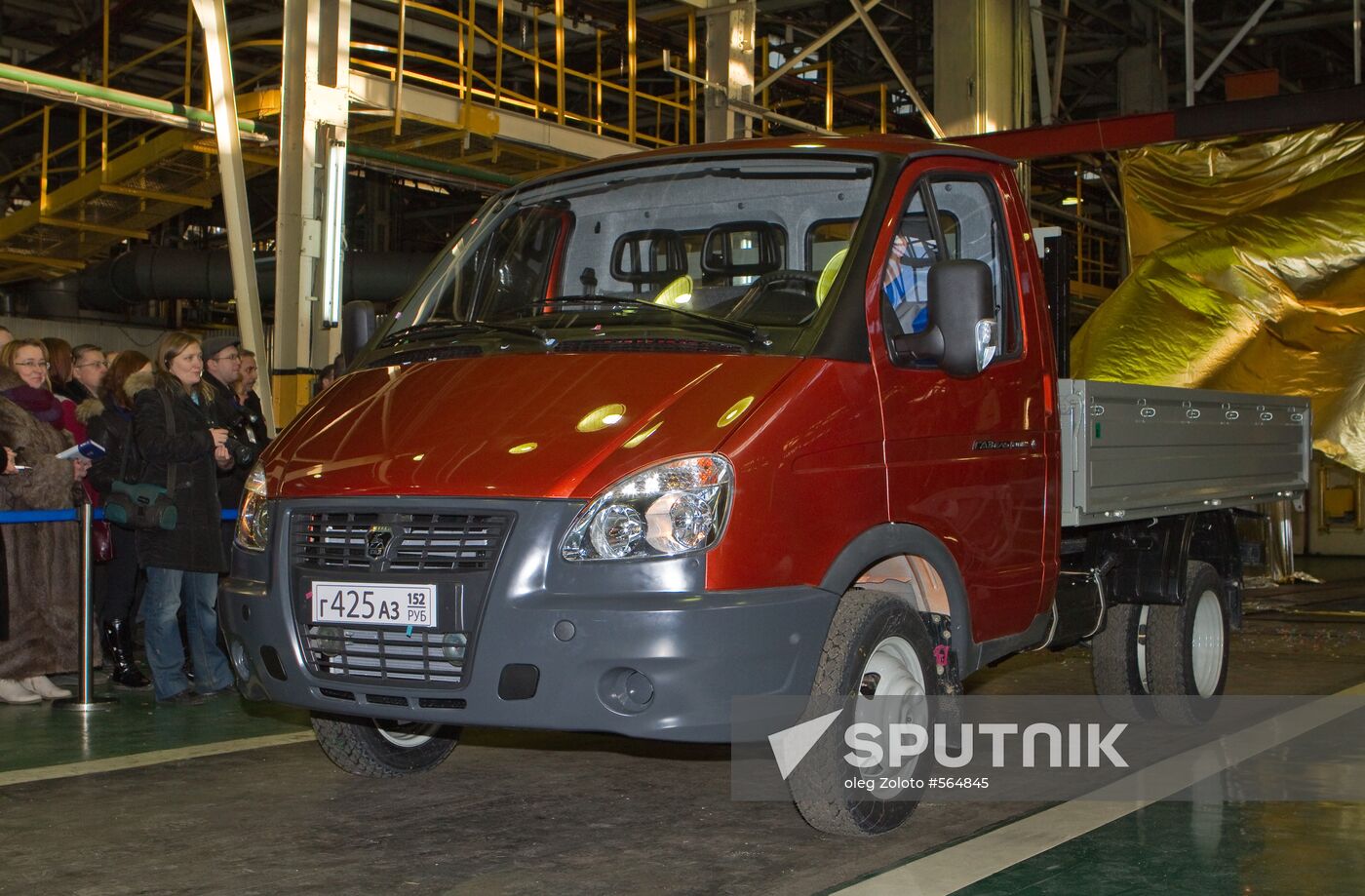 GAZ commences manufacture of GAZelle-Business truck