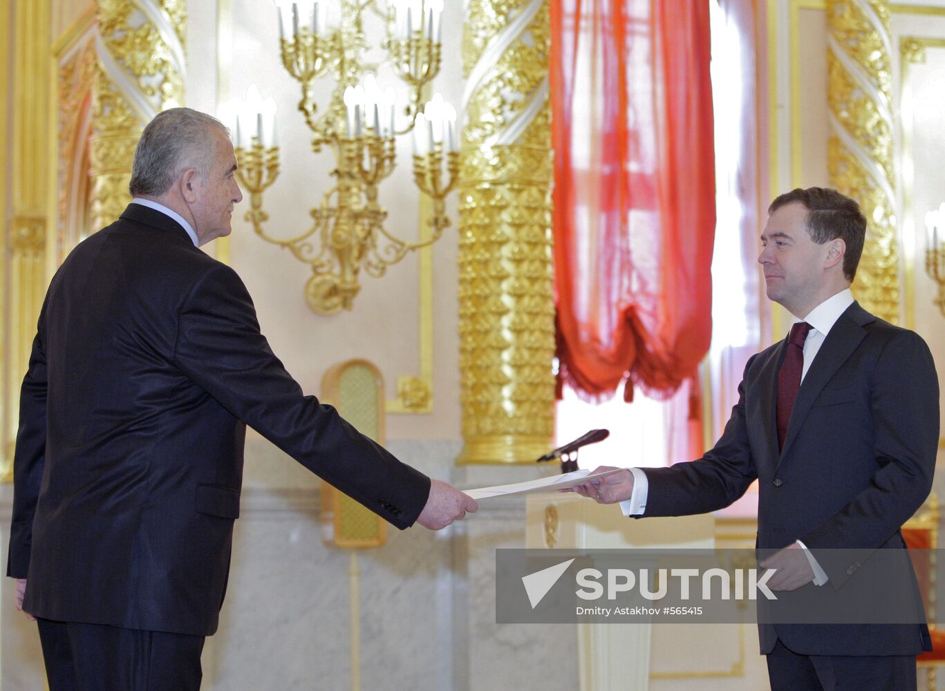 New Ambassadors present credentials to Dmitry Medvedev