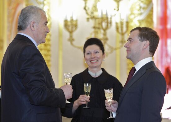 New Ambassadors present credentials to Dmitry Medvedev