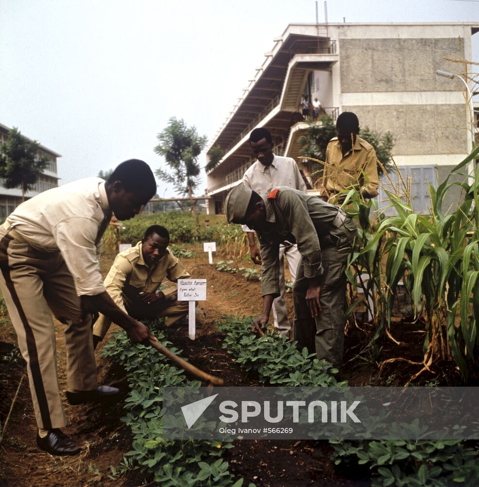 Students of Polytechnic Institute in training