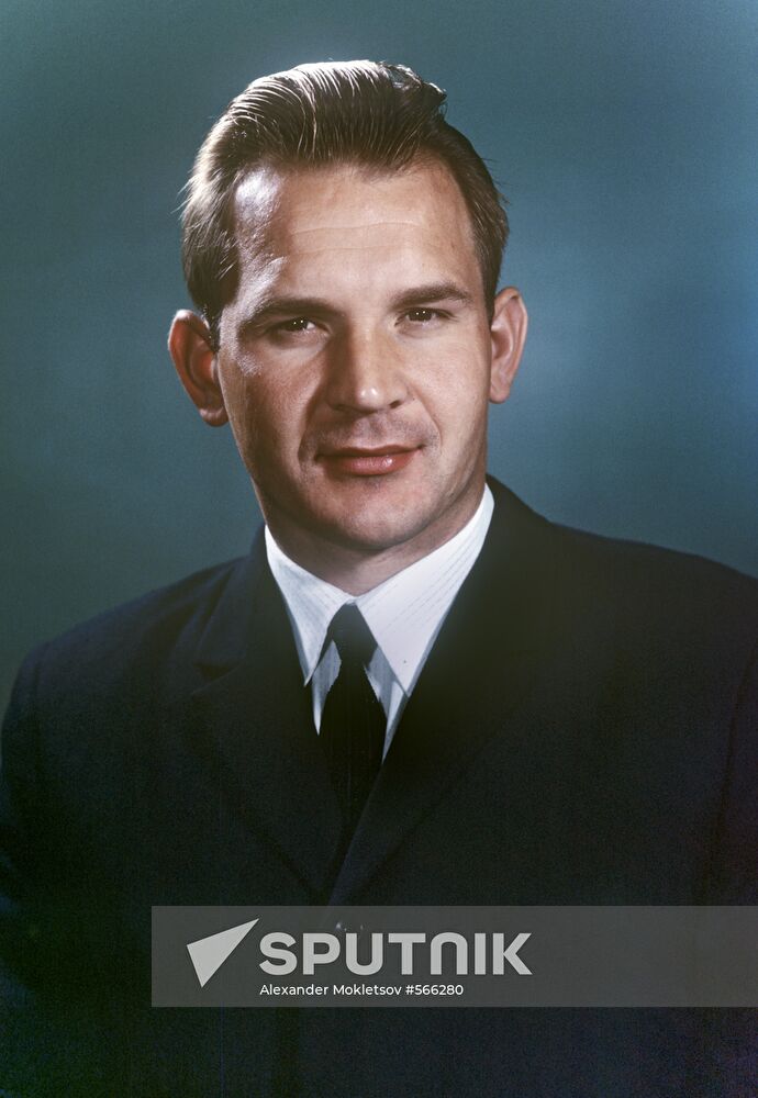 Soyuz-6 spaceship flight engineer Valery Kubasov