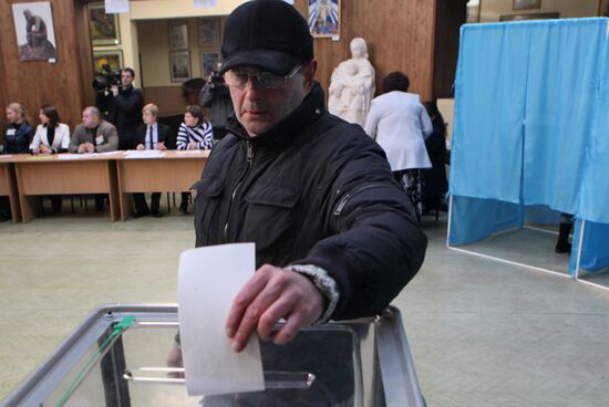 Second round of Ukrainian presidential elections