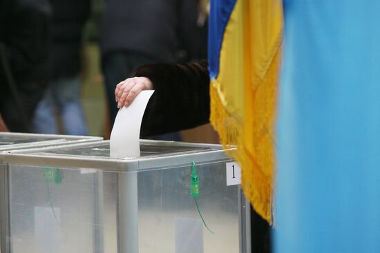 Second round of Ukrainian presidential elections