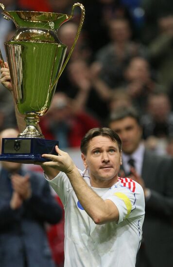 Dmitry Alenichev