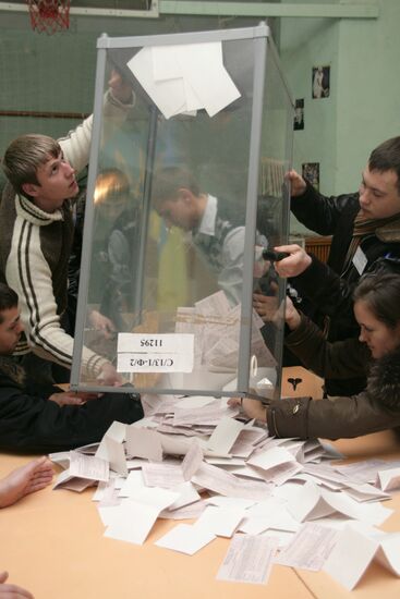 Counting votes at a polling station in Lvov