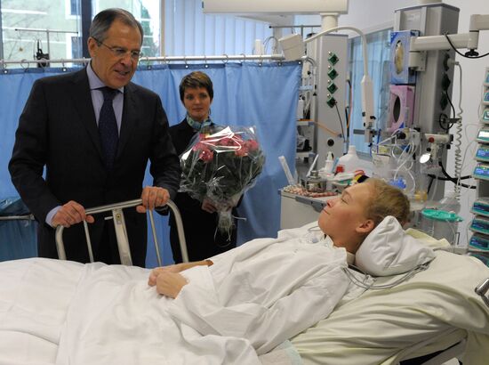 Sergei Lavrov visits Irina Skvortsova in Munich hospital