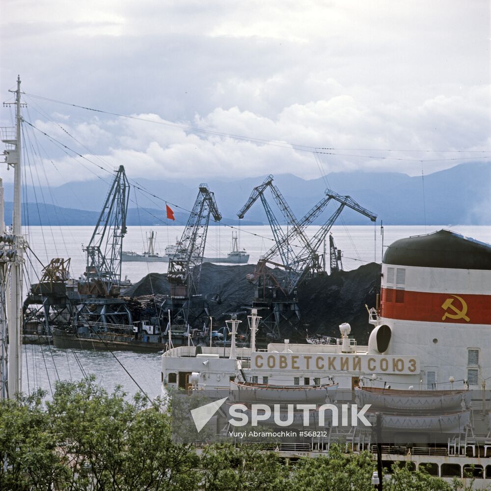 Petropavlovsk-Kamchatsky sea trade port