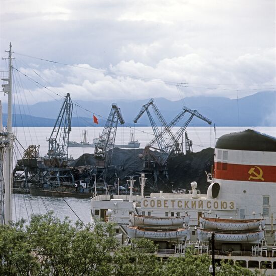 Petropavlovsk-Kamchatsky sea trade port
