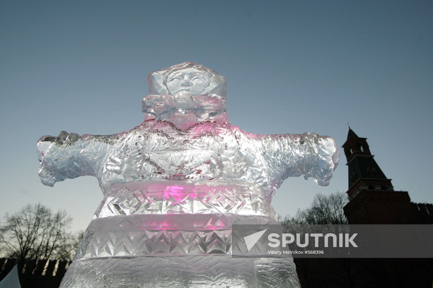 Ice sculpture