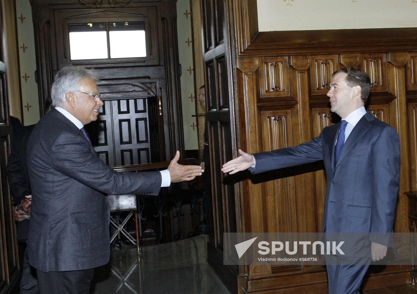 Dmitry Medvedev and Felipe González