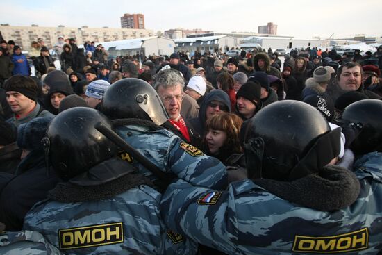 Traders forced out of Khasansky market in St. Petersburg
