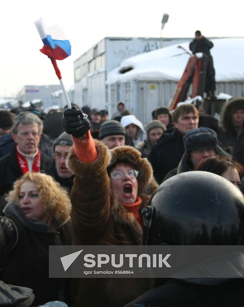 Traders forced out of Khasansky market in St. Petersburg