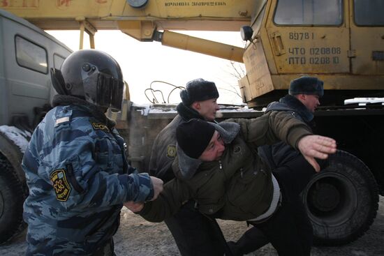 Traders forced out of Khasansky market in St. Petersburg