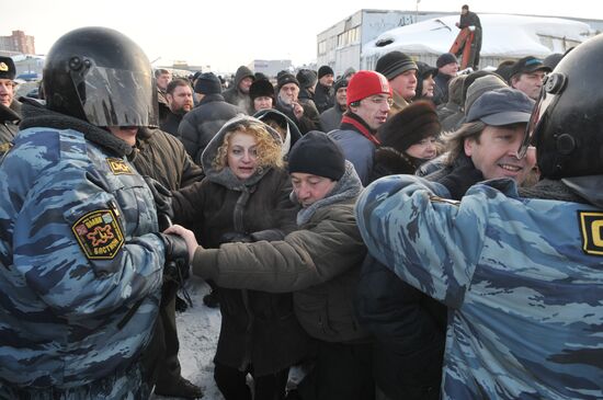 Traders forced out of Khasansky market in St. Petersburg