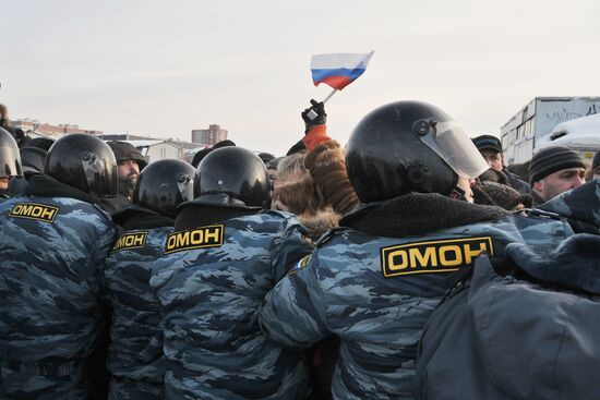 Traders forced out of Khasansky market in St. Petersburg