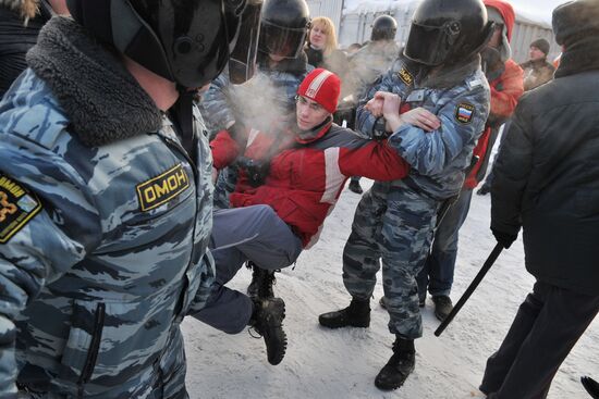 Traders forced out of Khasansky market in St. Petersburg