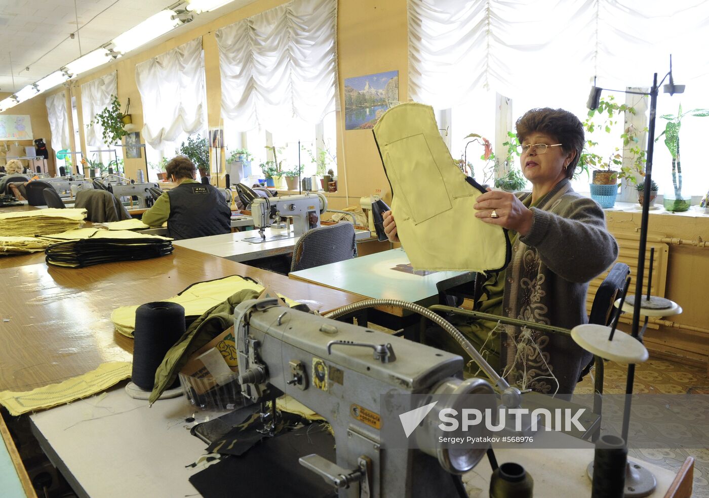 Manufacture and testing of bulletproof vests for Russian police