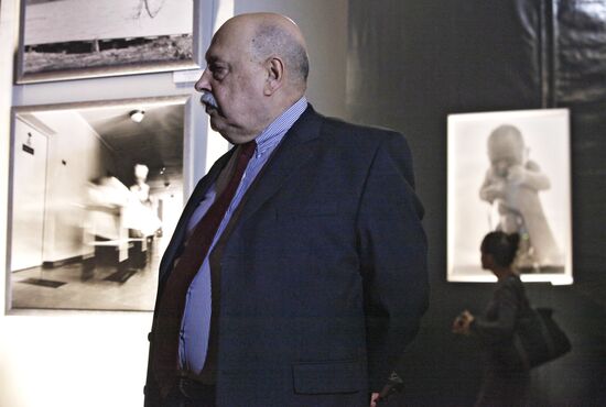 Kaufman Labyrinth exhibition by Boris Kaufman opens in Moscow