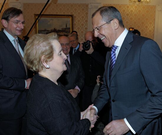 Sergei Lavrov meets with Madeleine Albright