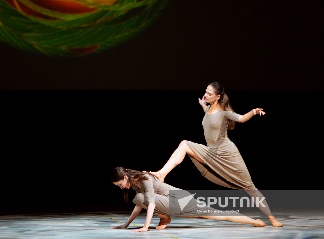 Nadezhda Batoyeva, Yelena Yevseyeva