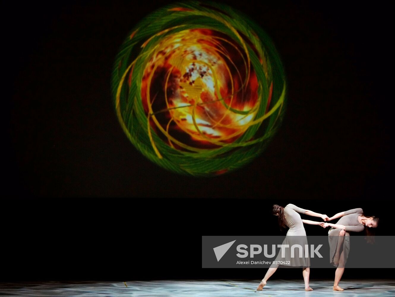 Nadezhda Batoyeva, Yelena Yevseyeva