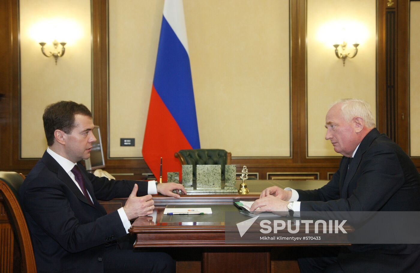 Dmitry Medvedev meets with Viktor Kress