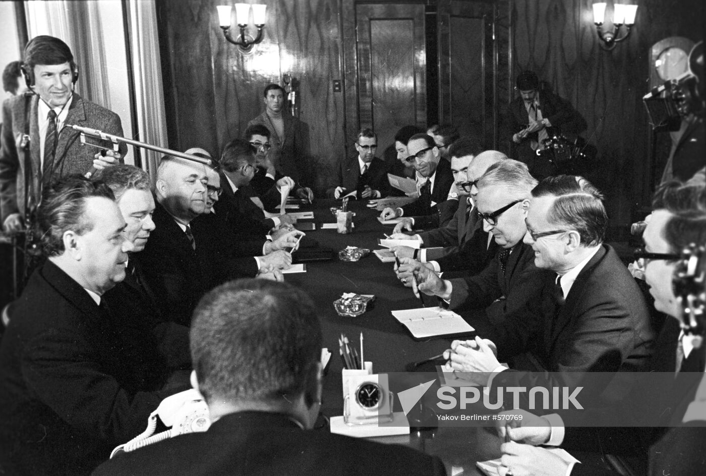 Soviet Foreign Trade Minister Nikolai Patolichev and German Minister of Economic Affairs Karl Schiller