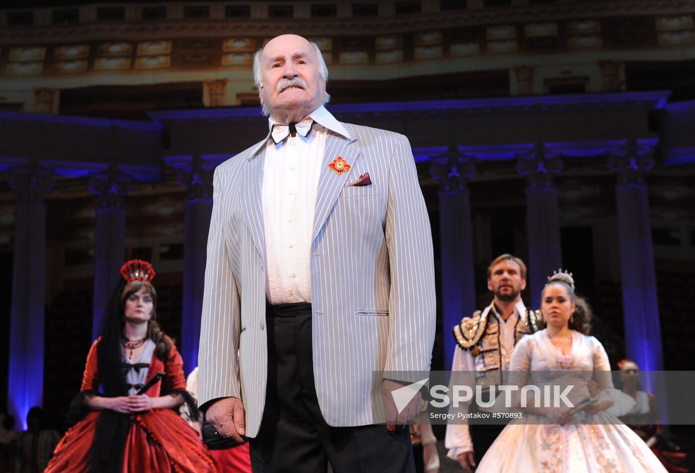 Pre-premiere run of "Dancing with Teacher" play