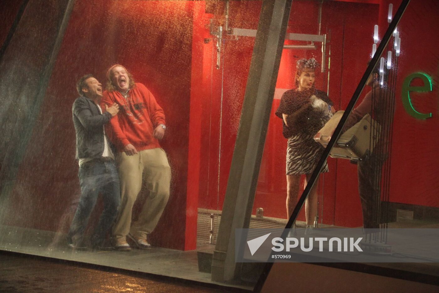 Scene from Love in the Big City-2 movie