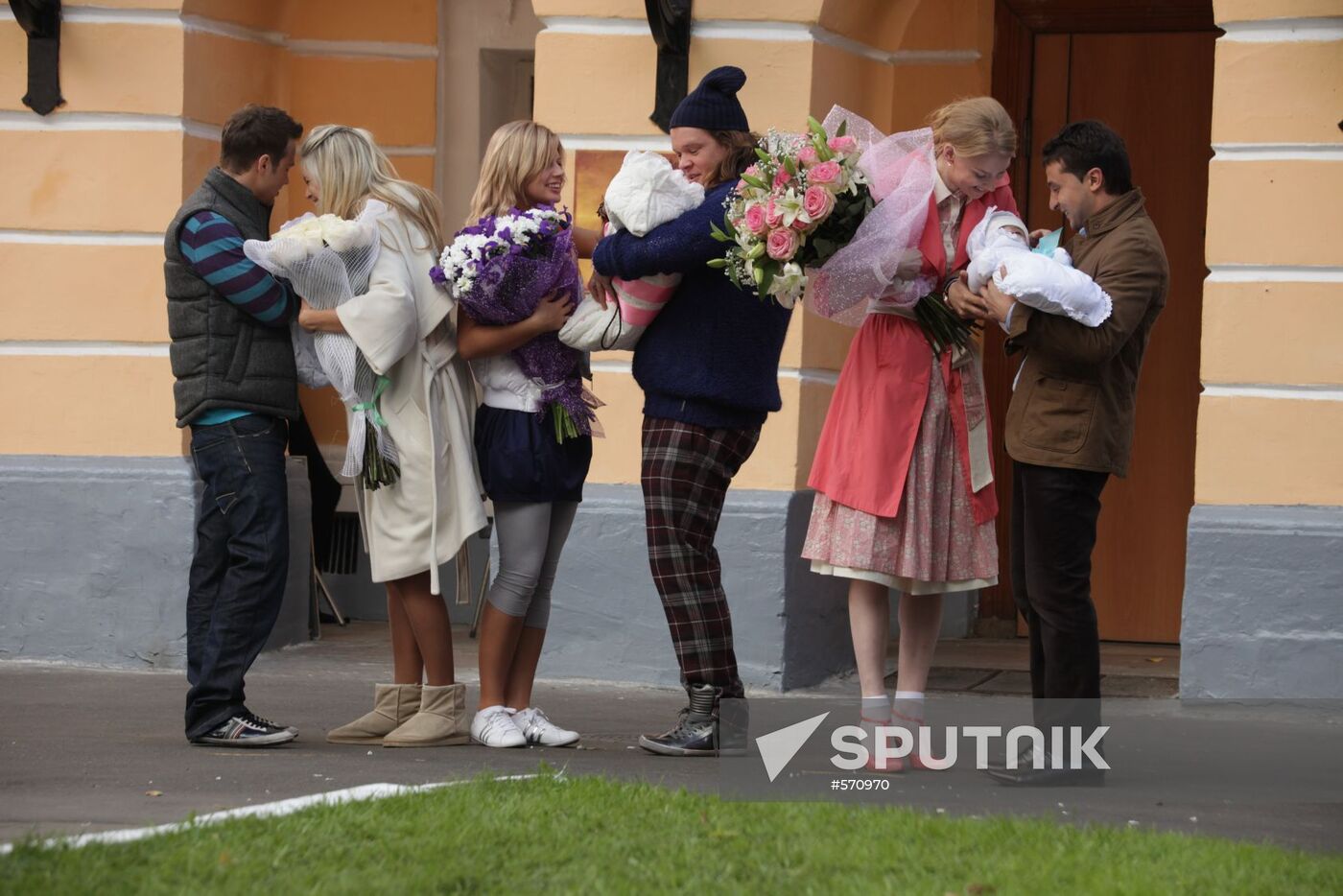 Scene from Love in the Big City-2 movie