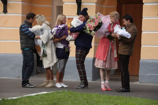 Scene from Love in the Big City-2 movie