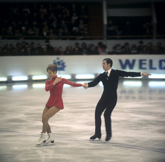 Ludmila Smirnova and Andrei Suraykin