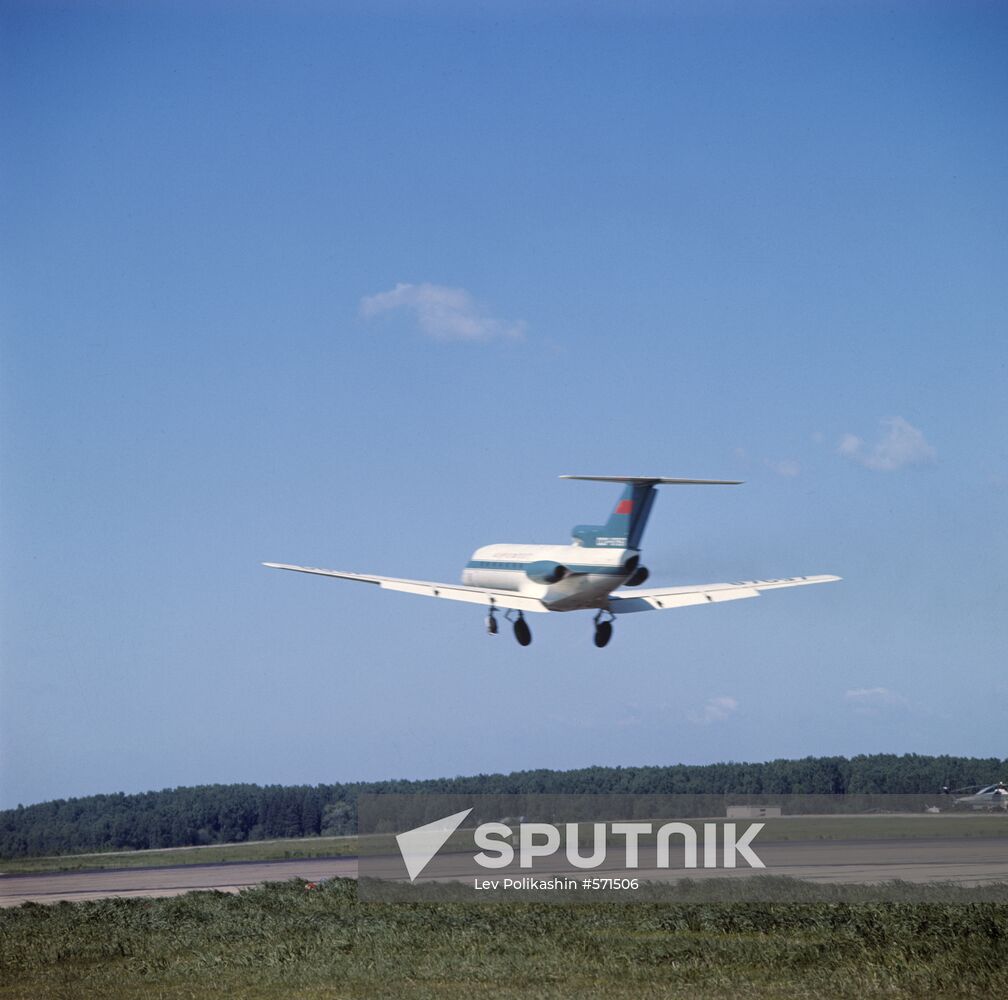 Yak-40 plane