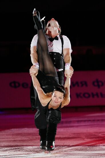 Alisa Grebenschikova, Alexei Tikhonov