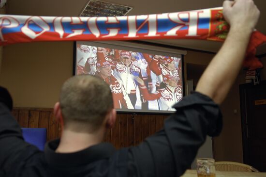 2010 Olympiad opening ceremony on at Sochi sports bar