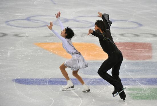 Yuko Kawaguti and Alexander Smirnov