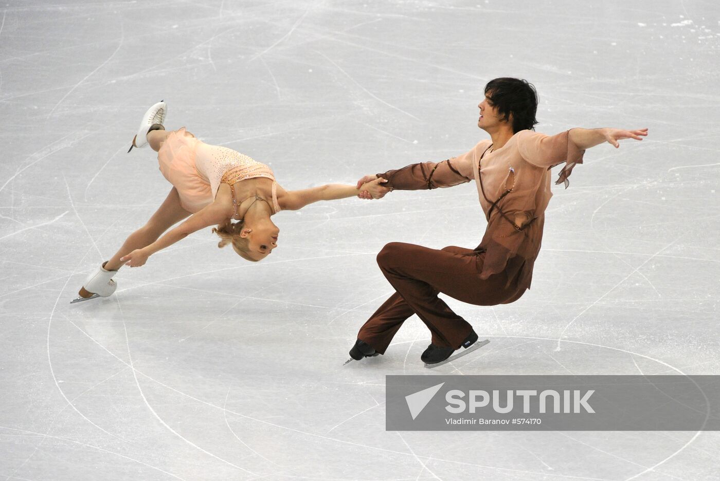 Mariya Mukhortova and Maksim Trankov