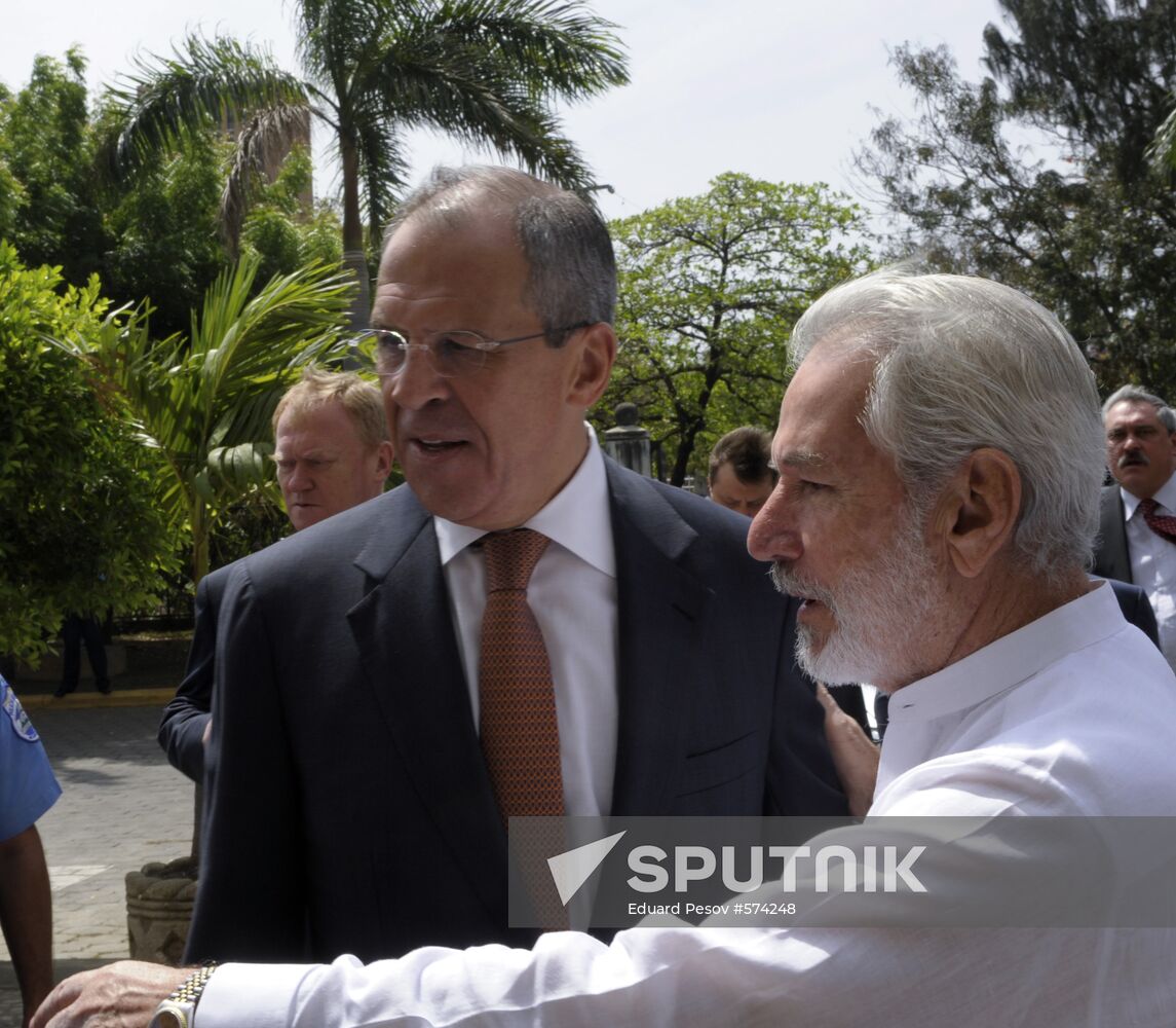 Sergey Lavrov, Samuel Santos