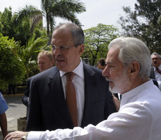 Sergey Lavrov, Samuel Santos