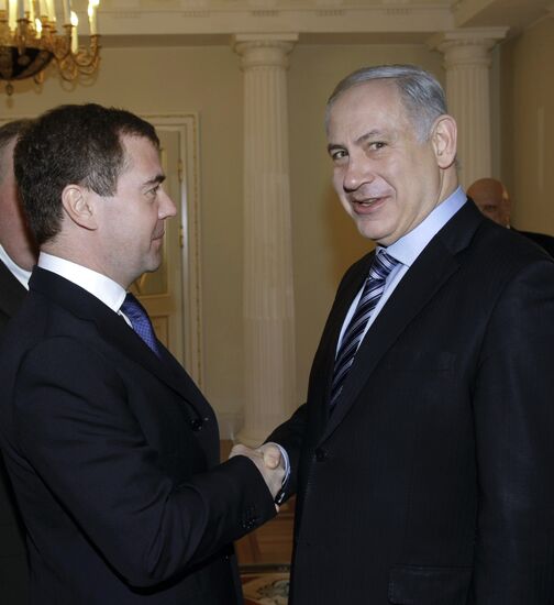 Dmitry Medvedev and Benjamin Netanyahu